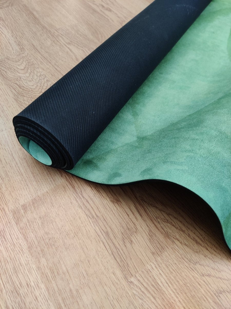 rubber and microfiber yoga mat detail green